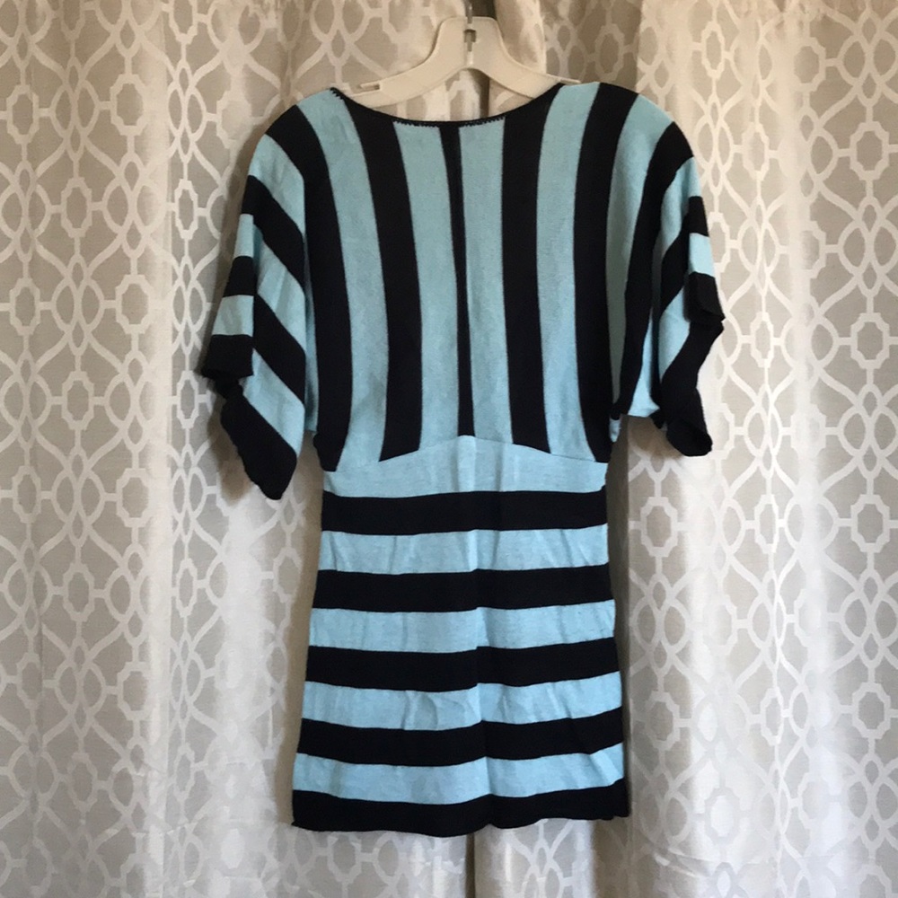 Stripped top - Picture 3 of 3